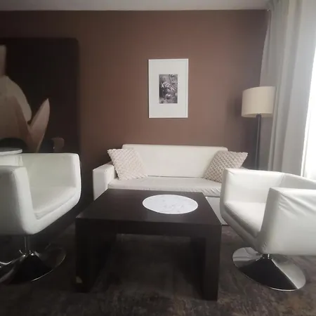 Diva 2-pokojowy Prywatny كولوبرزيغ